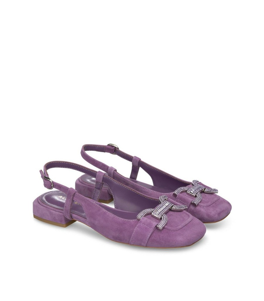 Flat Shoes | Alma En Pena Flat Shoe With Buckle