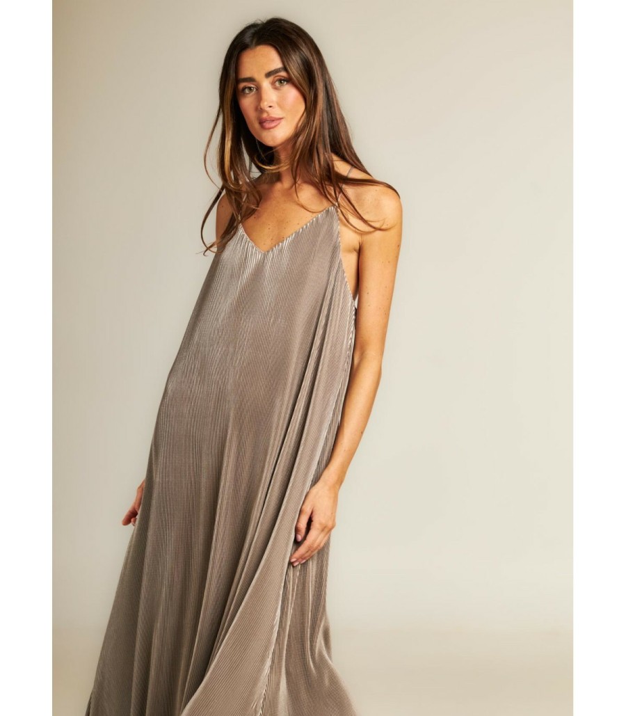 Long Dresses | Alma En Pena Pleated Midi Dress