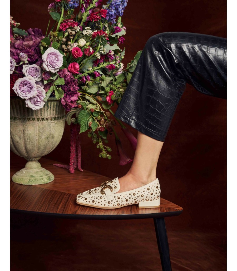 Flat Shoes | Alma En Pena Flat Shoes Studs