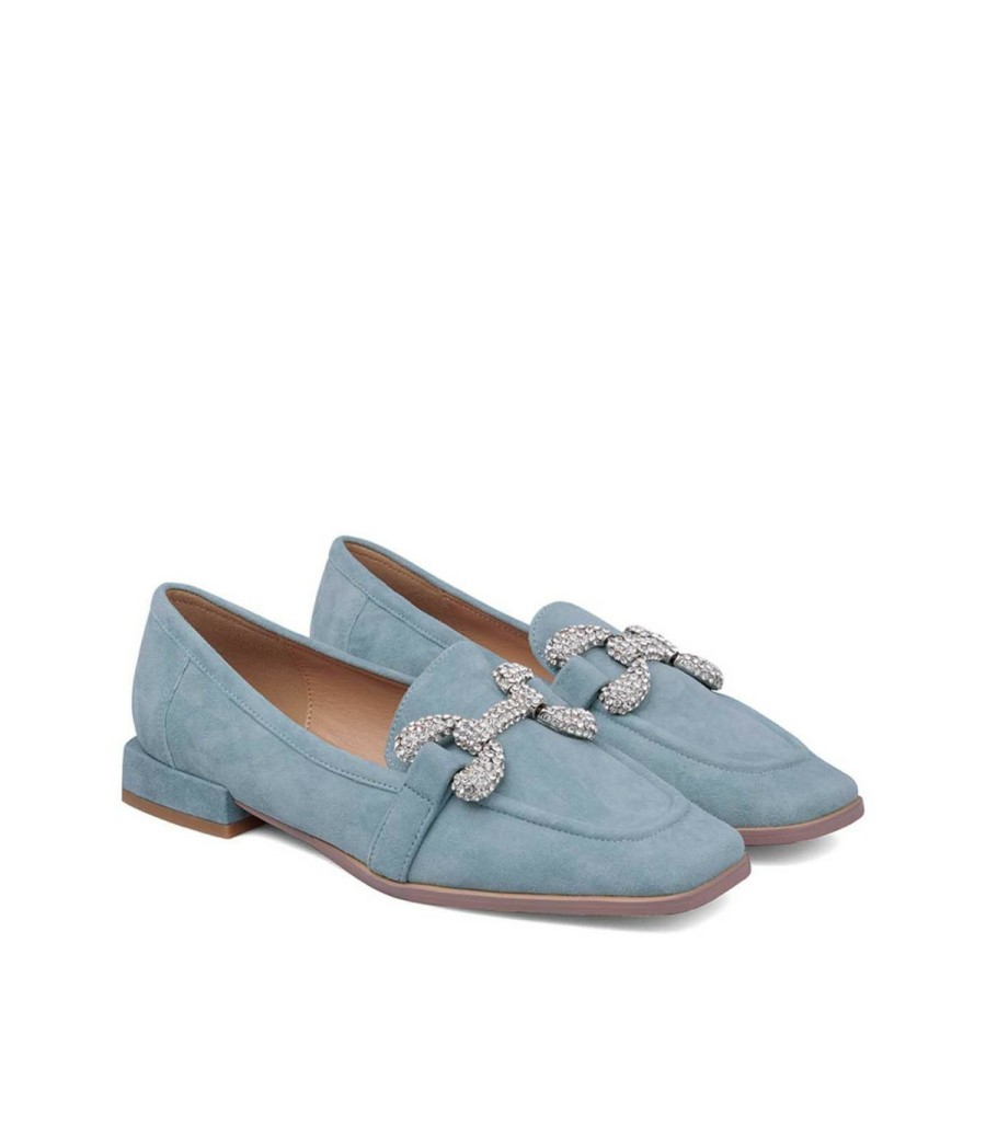 Flat Shoes | Alma En Pena Moccasin With Ornament