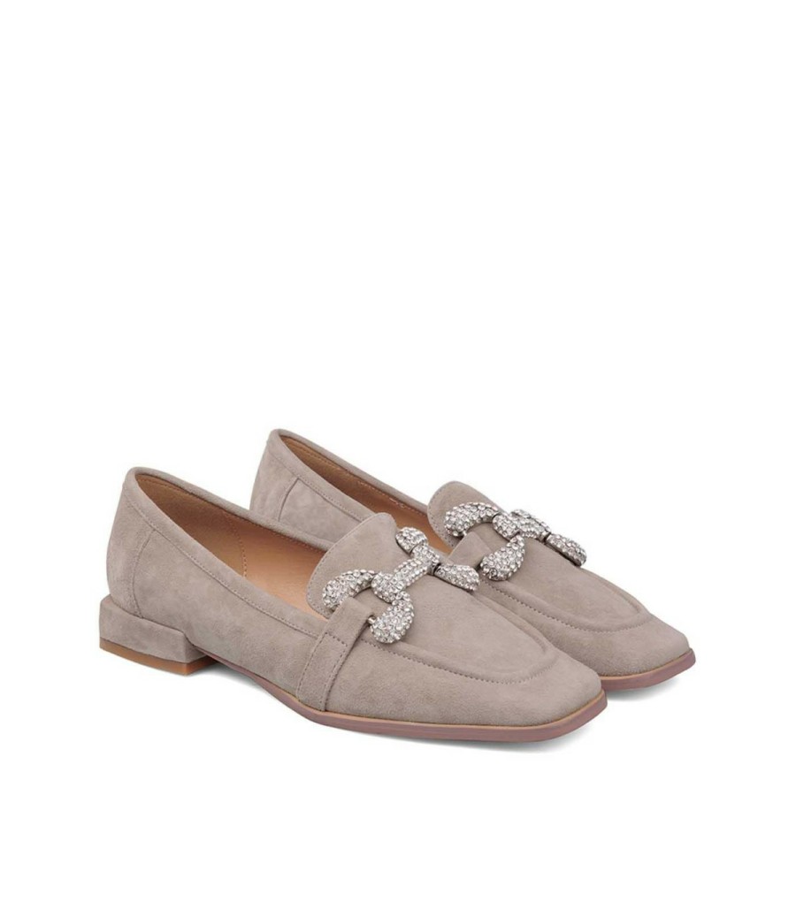 Flat Shoes | Alma En Pena Moccasin With Ornament